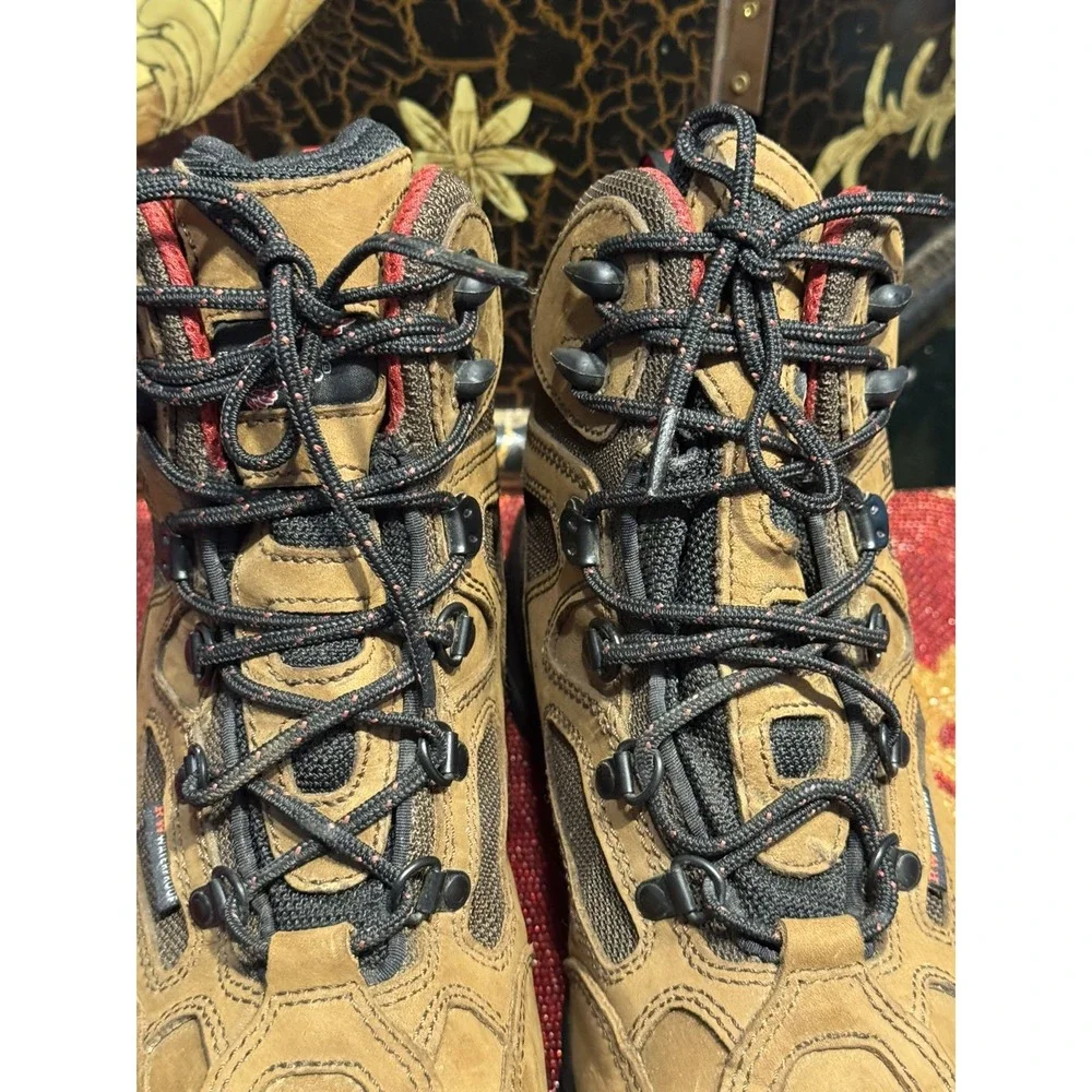 Red Wing 6674 TruHiker Mens 9 D Waterproof Safety Toe Leather Vibram Work Boots